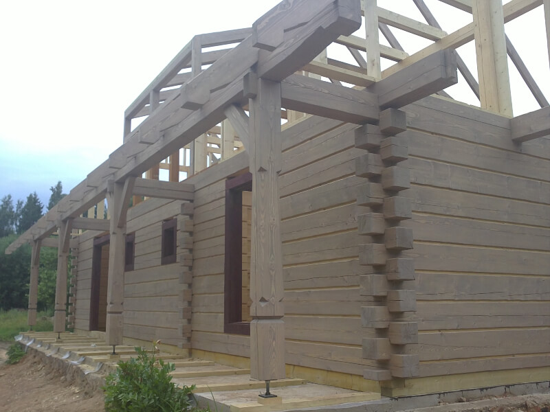 log house construction