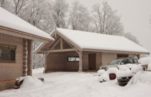 Saimniecības ēka - guļbūve