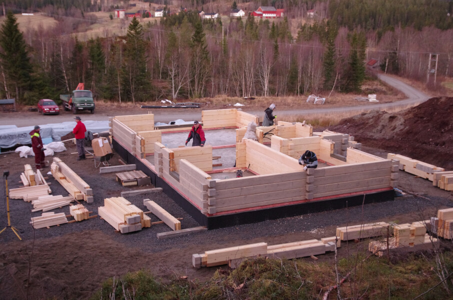 bygging av tømmerhytte i Norge